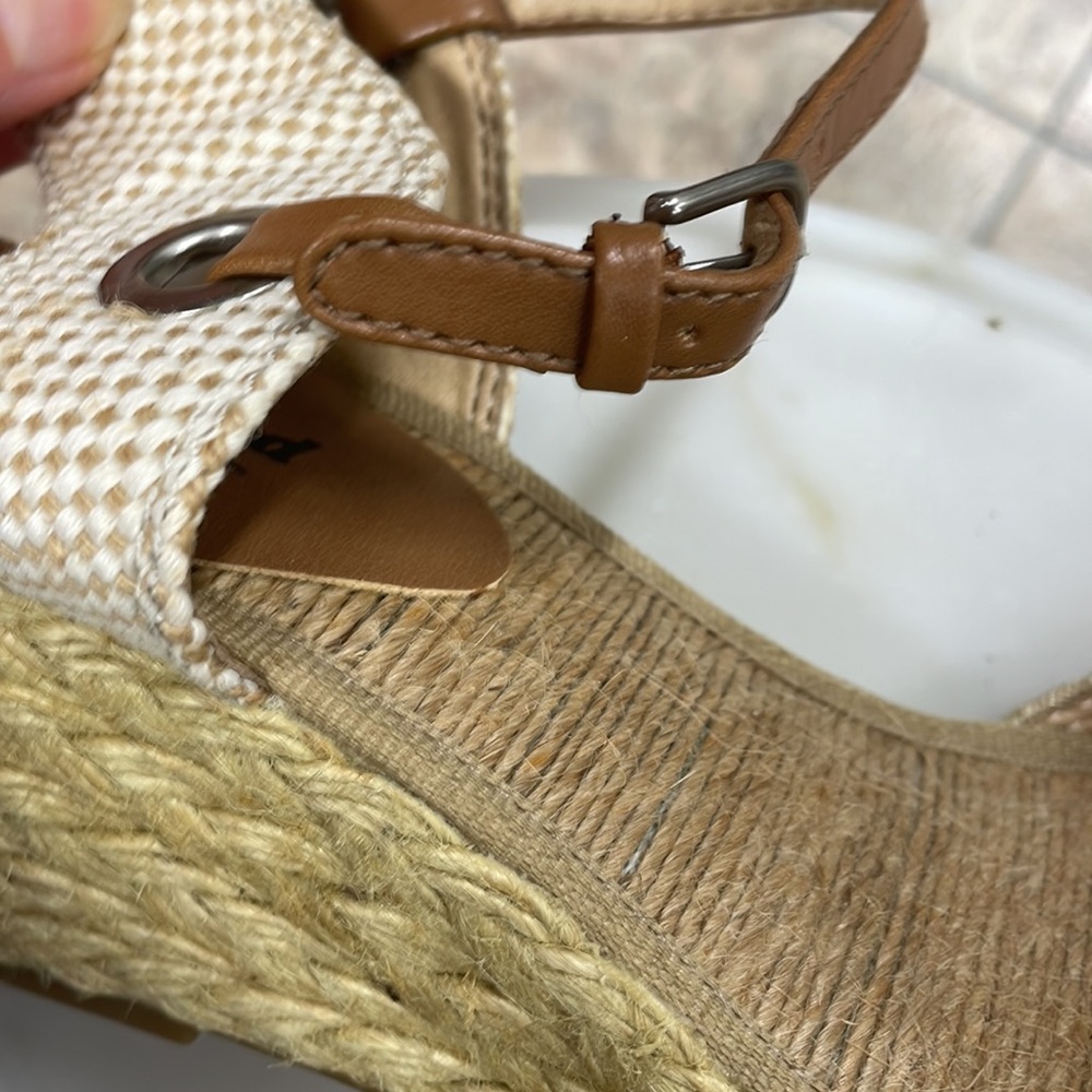 Lucky Brand espadrilles. So cute on. Only worn one time. - Picture 5 of 8
